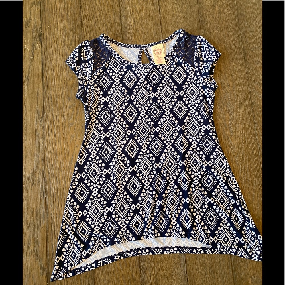 Faded Glory top